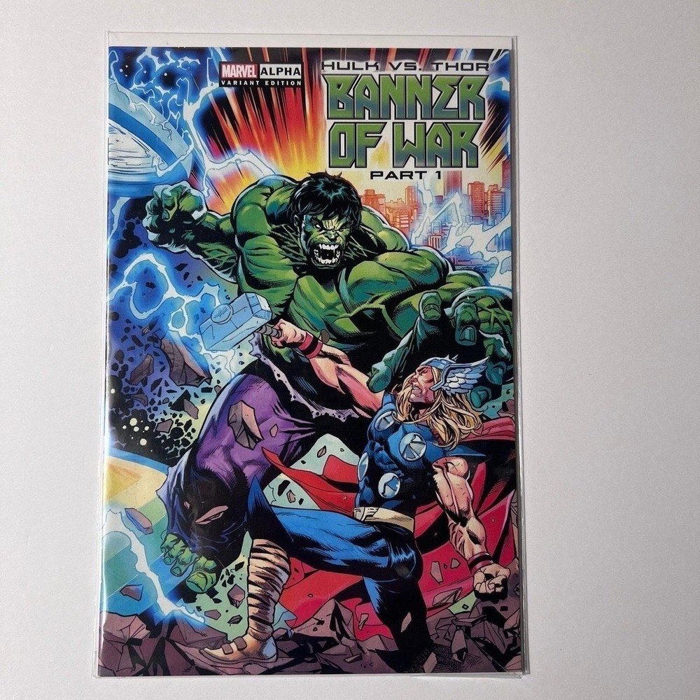 Hulk vs. Thor: Banner of War Alpha #1 (Marvel Comics,‎ 2022) Shaw Variant Cover